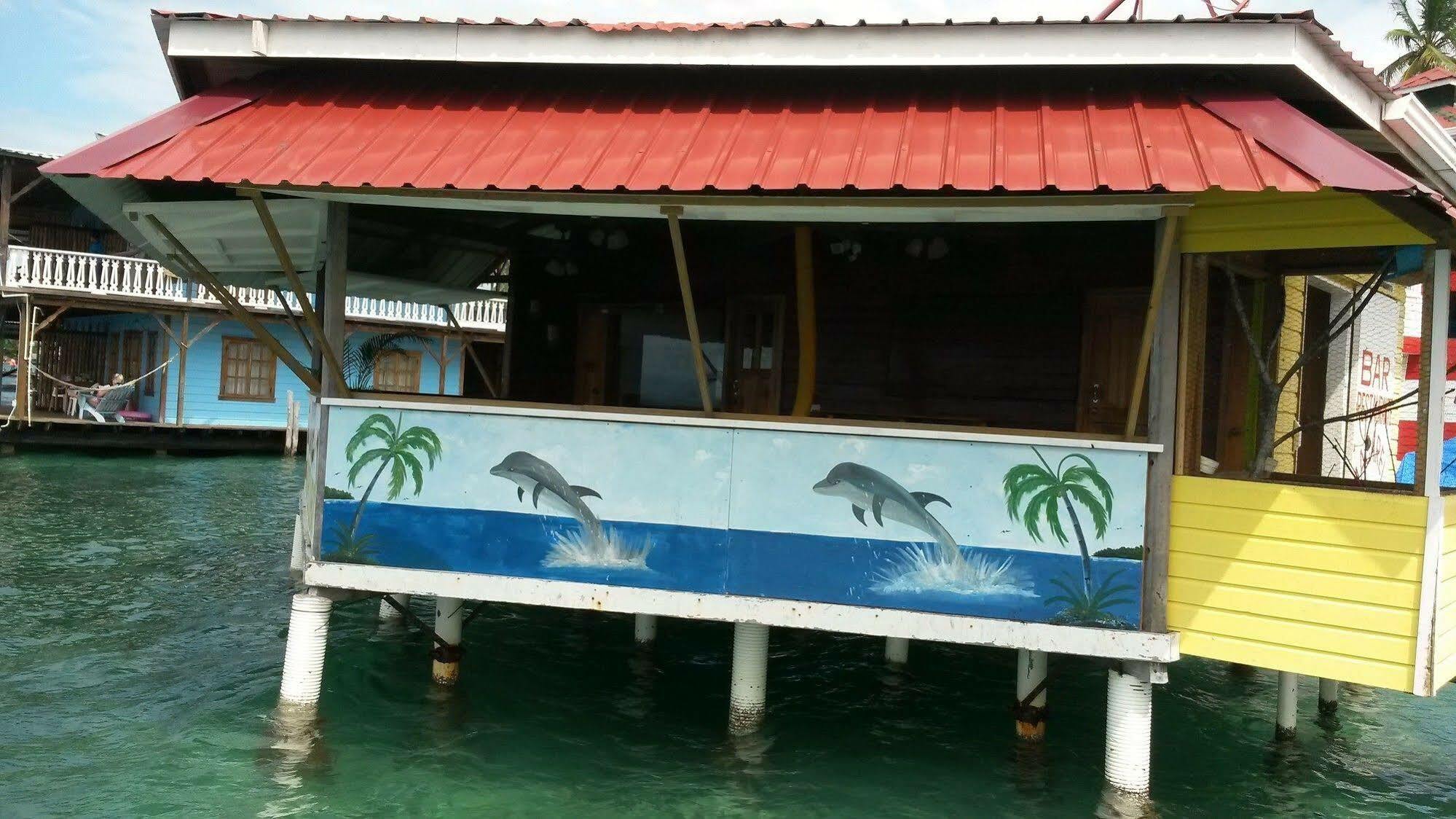 Kevin Kondos Bocas del Toro Buitenkant foto